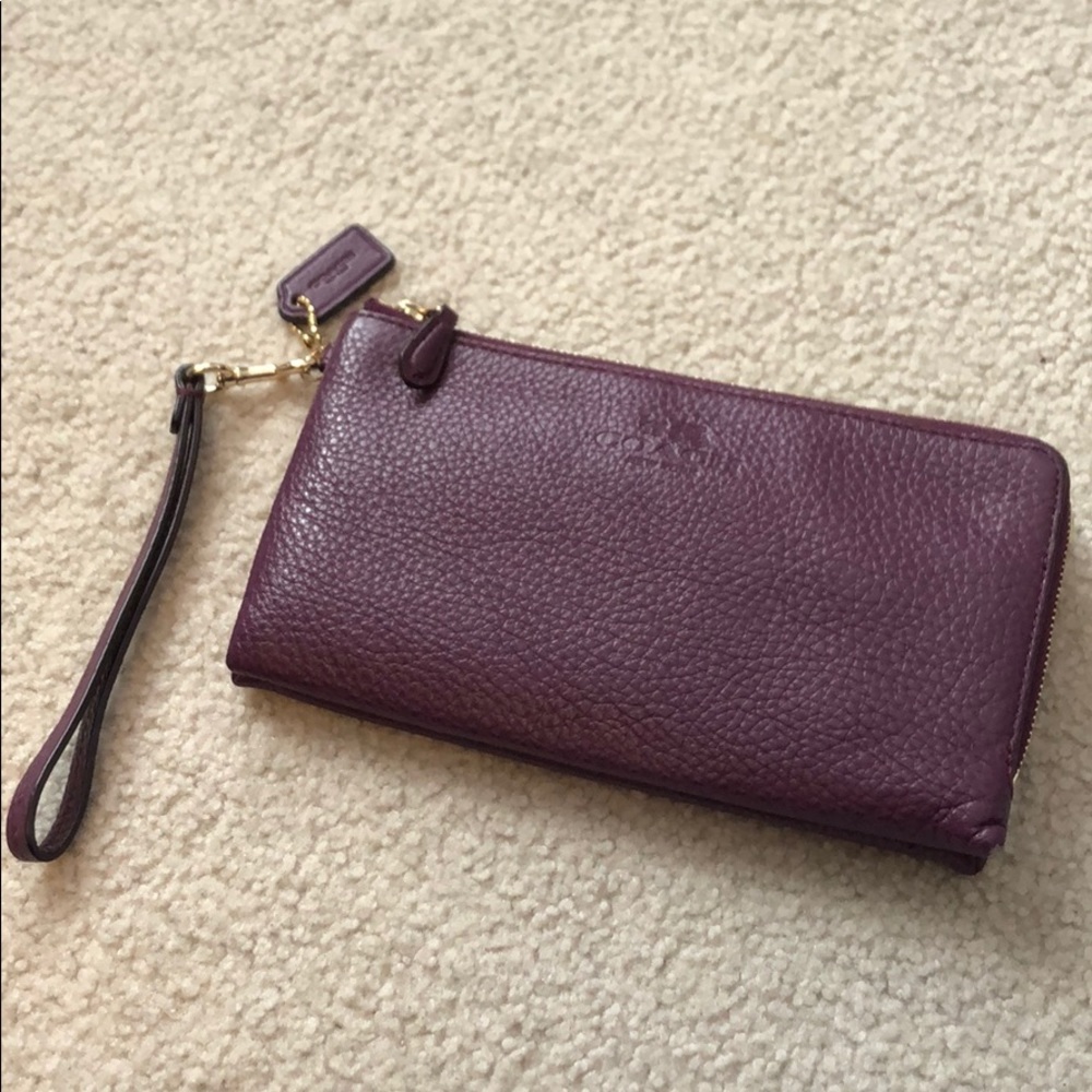 Coach wristlet